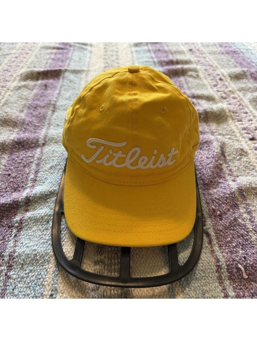Vintage Titleist 975 DCI M/L Vintage Flex Fit Fitted Golf Hat Bright Yellow USA